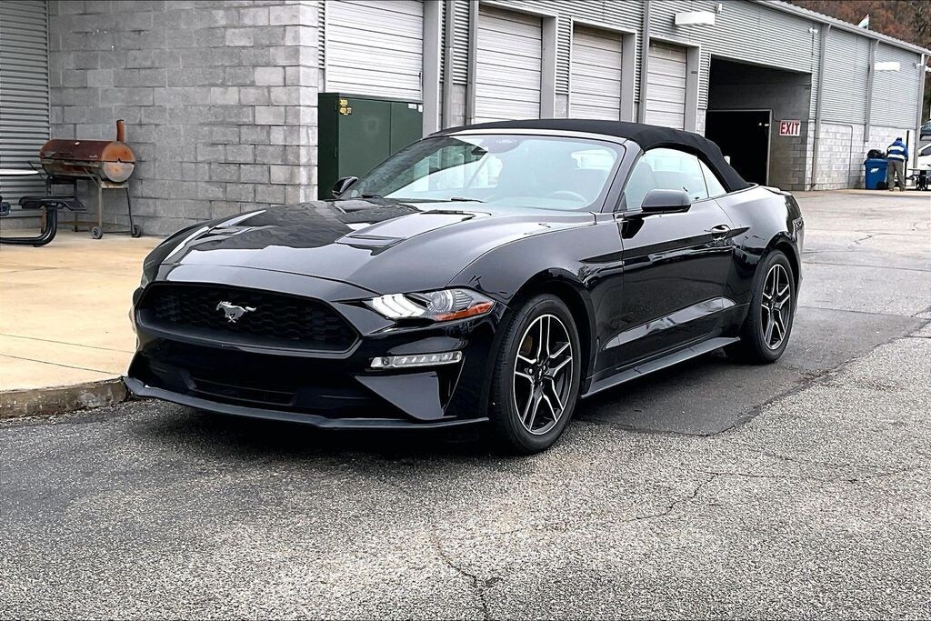 Used 2023 Ford Mustang Convertible