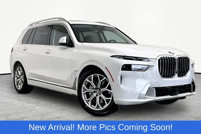 2023 BMW X7 xDrive40i's photo