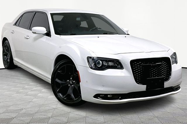 2021 Chrysler 300 S's photo