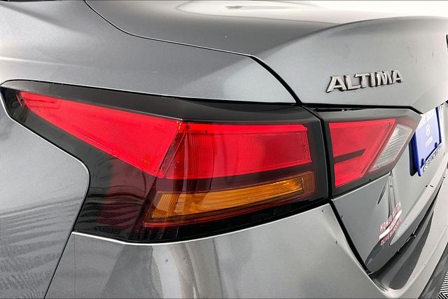2023 Nissan Altima SV - Photo 29