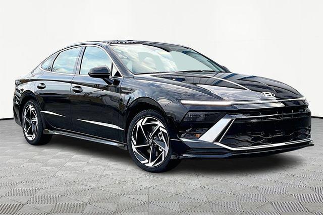 2026 Hyundai Sonata SEL's photo