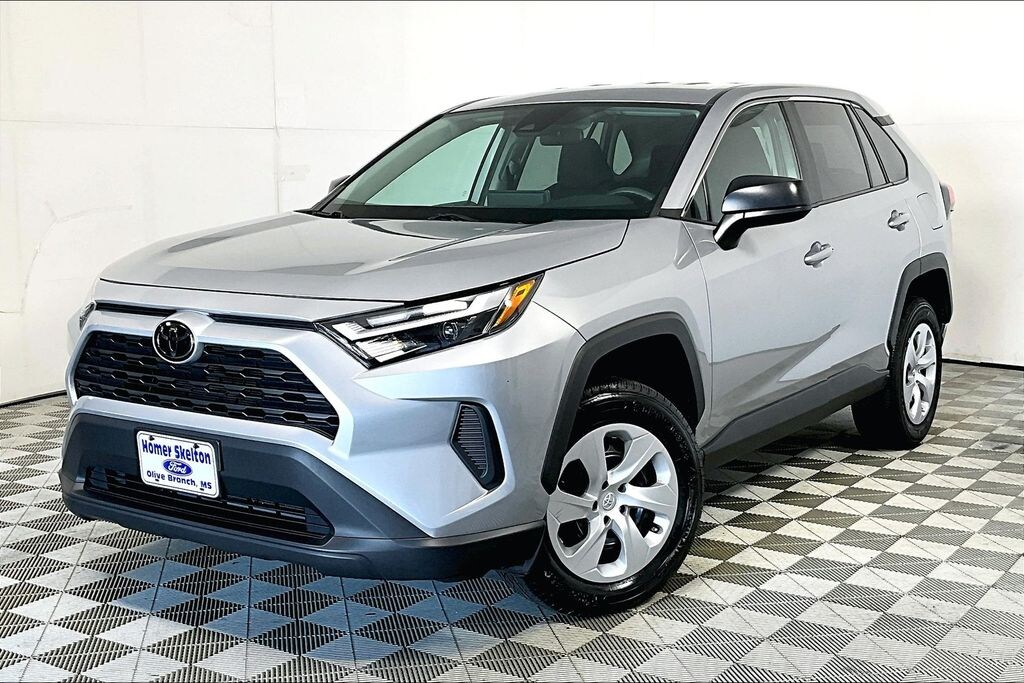 Used 2024 Toyota RAV4 LE SUV