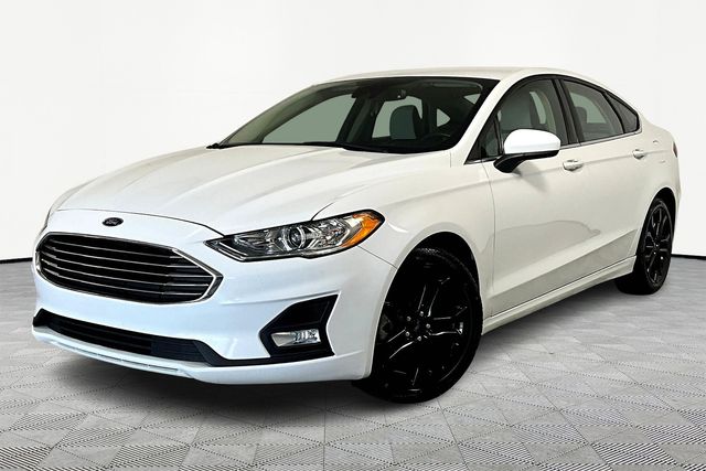 Used 2020 Ford Fusion SE with VIN 3FA6P0HD9LR219837 for sale in Olive Branch, MS