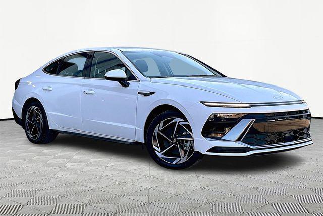 2026 Hyundai Sonata SEL's photo