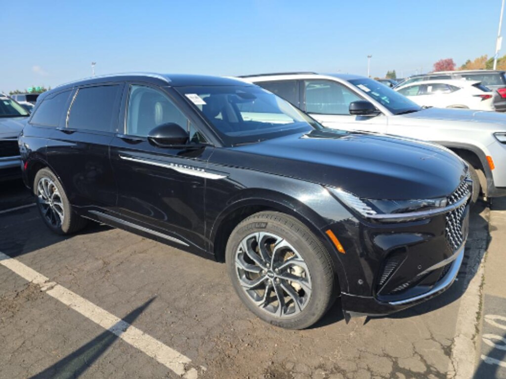 Used 2024 Lincoln Nautilus Reserve SUV