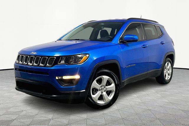 Used 2019 Jeep Compass Latitude with VIN 3C4NJCBB0KT685514 for sale in Olive Branch, MS