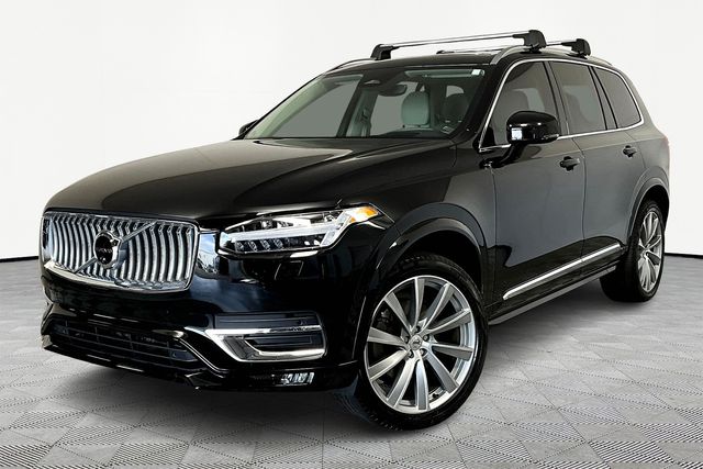 2023 Volvo XC90 AWD Ultimate photo 2