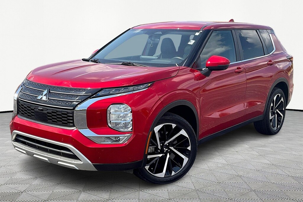 Used 2022 Mitsubishi Outlander SE CUV