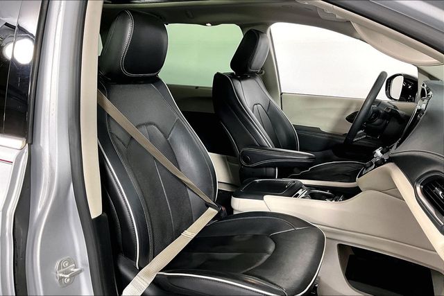 2024 Chrysler Pacifica Limited - Photo 7