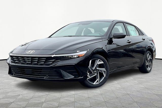 Used 2025 Hyundai Elantra SEL with VIN KMHLS4DG4SU882917 for sale in Olive Branch, MS