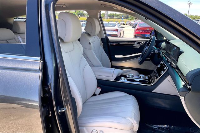 2025 GENESIS GV80 Standard - Photo 7