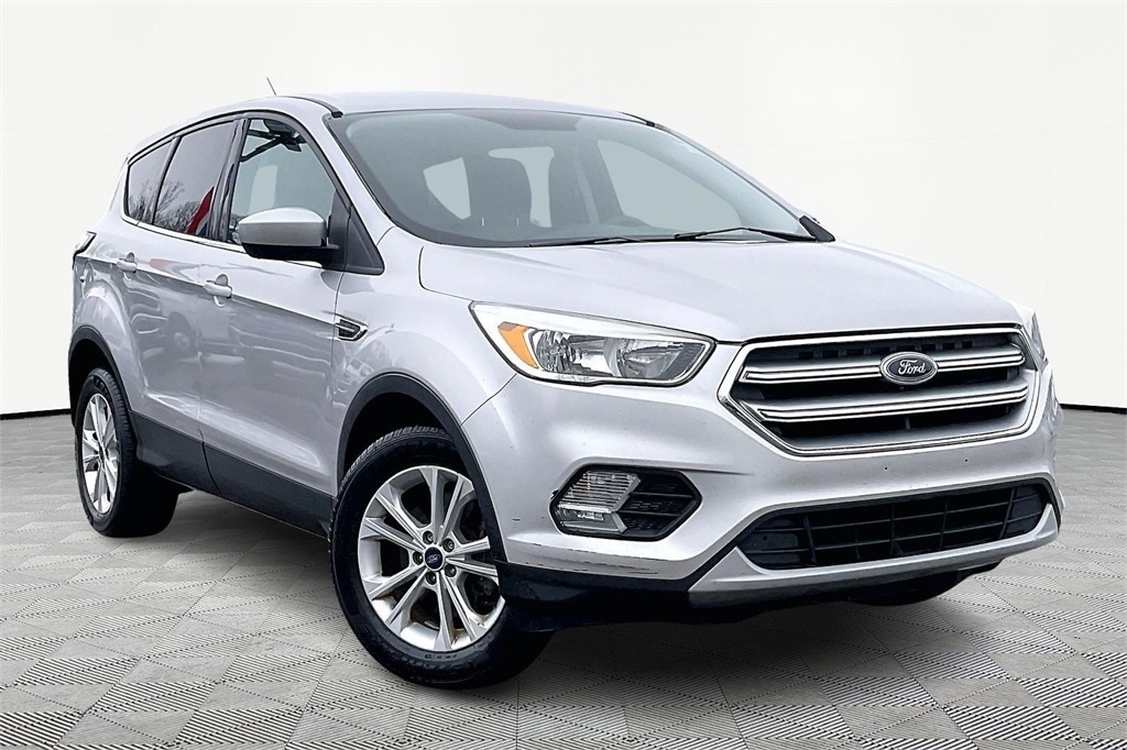 Used 2017 Ford Escape SE SUV
