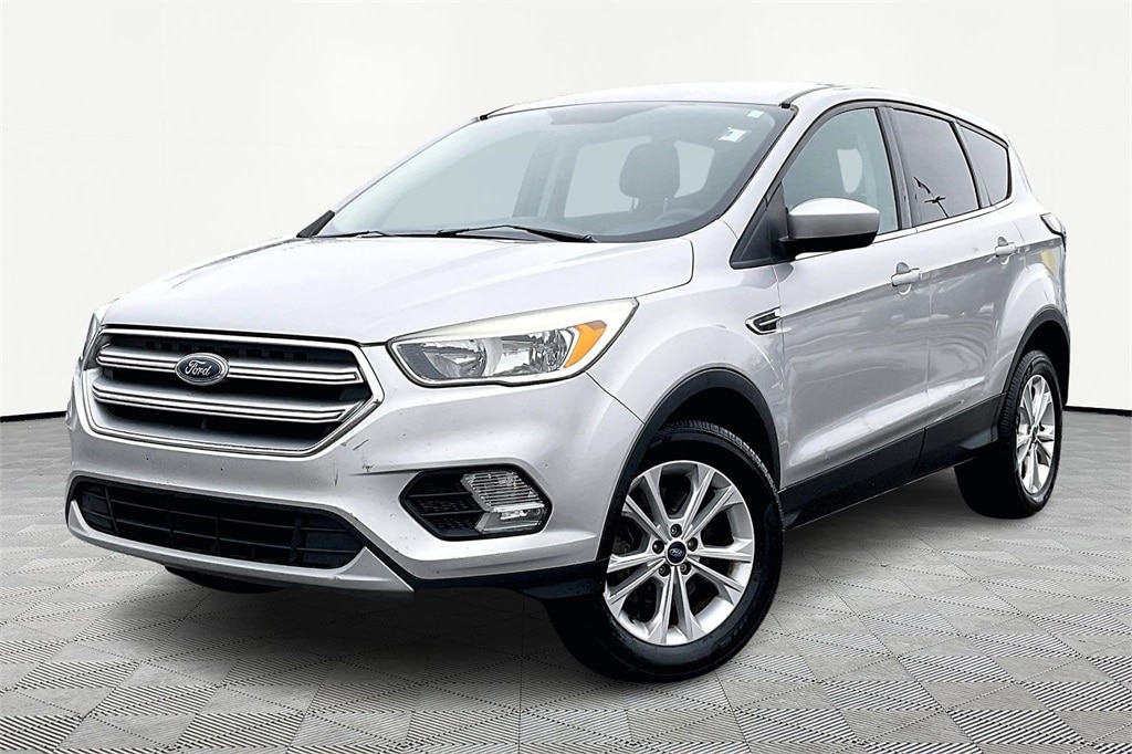 Used 2017 Ford Escape SE SUV