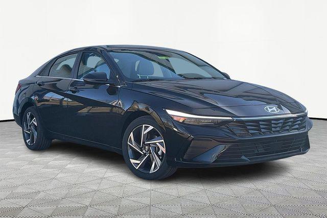 2026 Hyundai Elantra Limited's photo