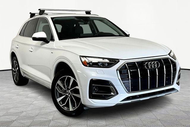 2024 Audi Q5 Premium Plus's photo