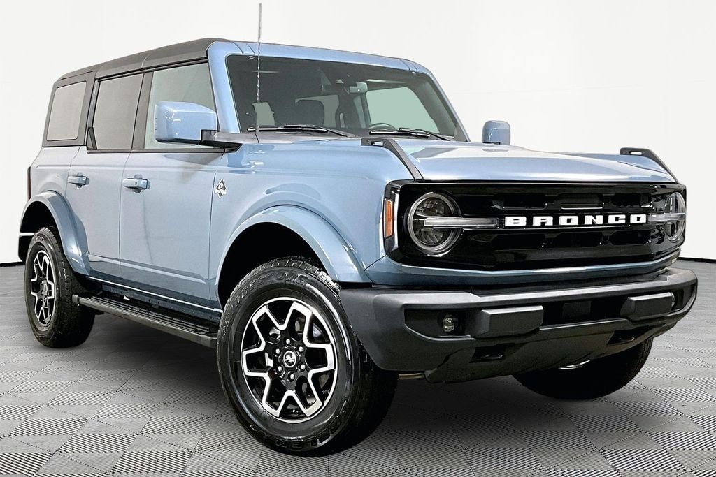 Used 2024 Ford Bronco Outer Banks SUV