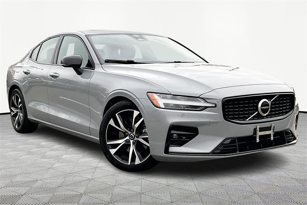 Used 2024 Volvo S60 B5 Core Dark Sedan