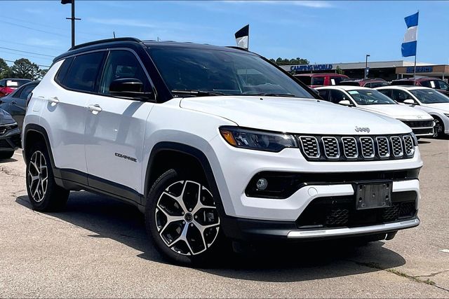 2025 Jeep Compass Limited 4X4's photo