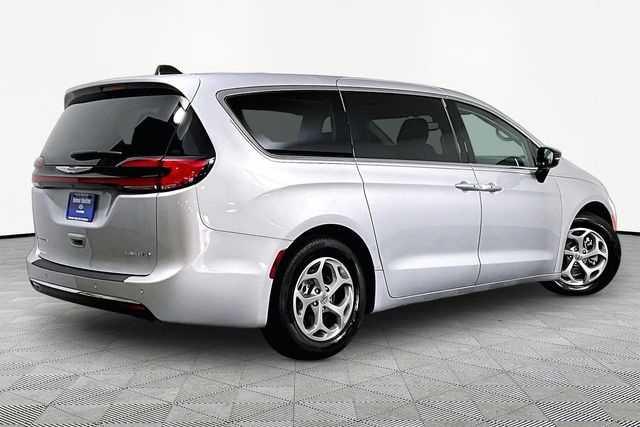 2024 Chrysler Pacifica Limited - Photo 12