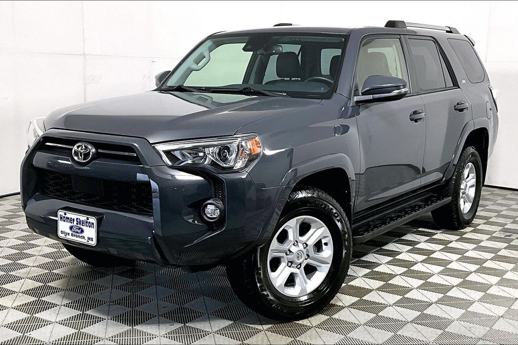 2024 Toyota 4Runner SR5 Premium photo 2