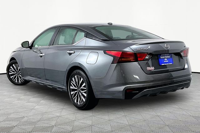 2023 Nissan Altima SV - Photo 11