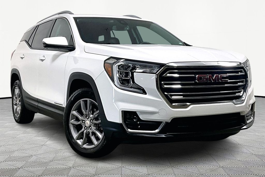 Used 2024 GMC Terrain SLT SUV