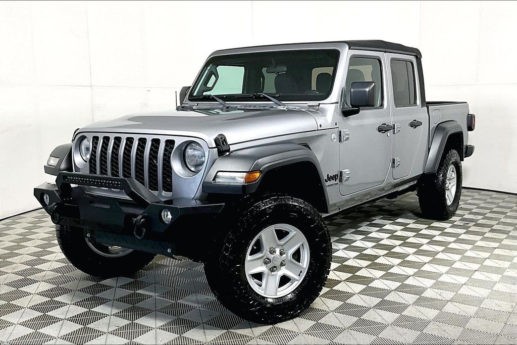 Used 2020 Jeep Gladiator Sport Truck Crew Cab