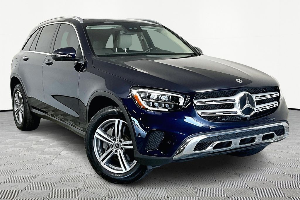 2022 Mercedes-Benz GLC