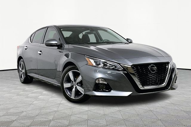 2021 Nissan Altima SL's photo