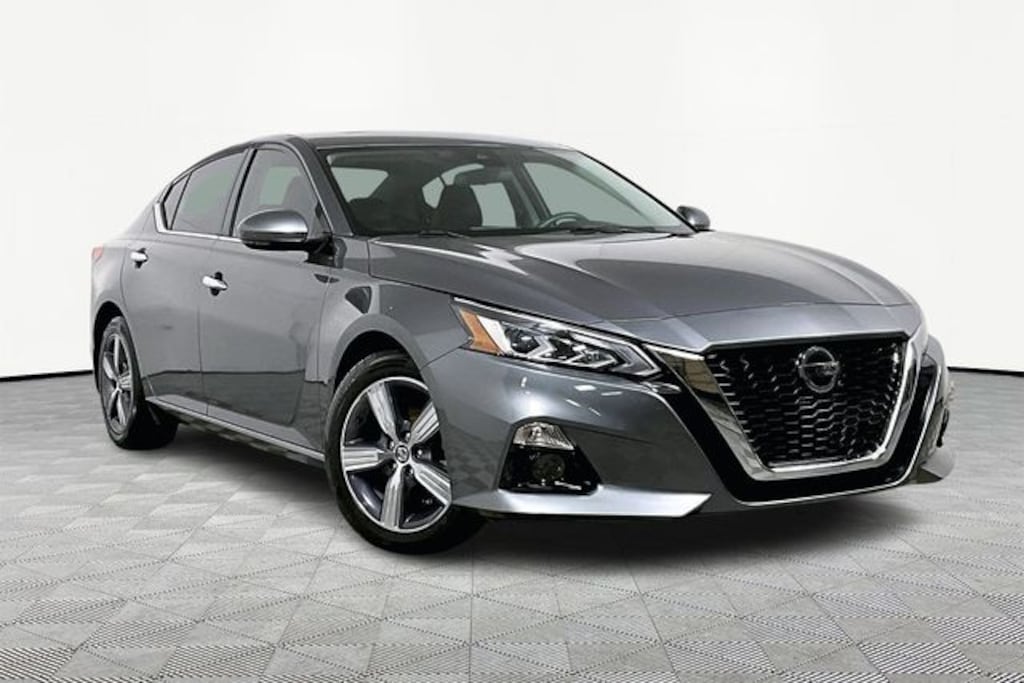Used 2021 Nissan Altima 2.5 SL Sedan