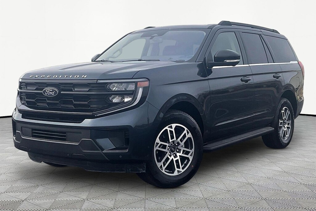 Used 2025 Ford Expedition Active SUV