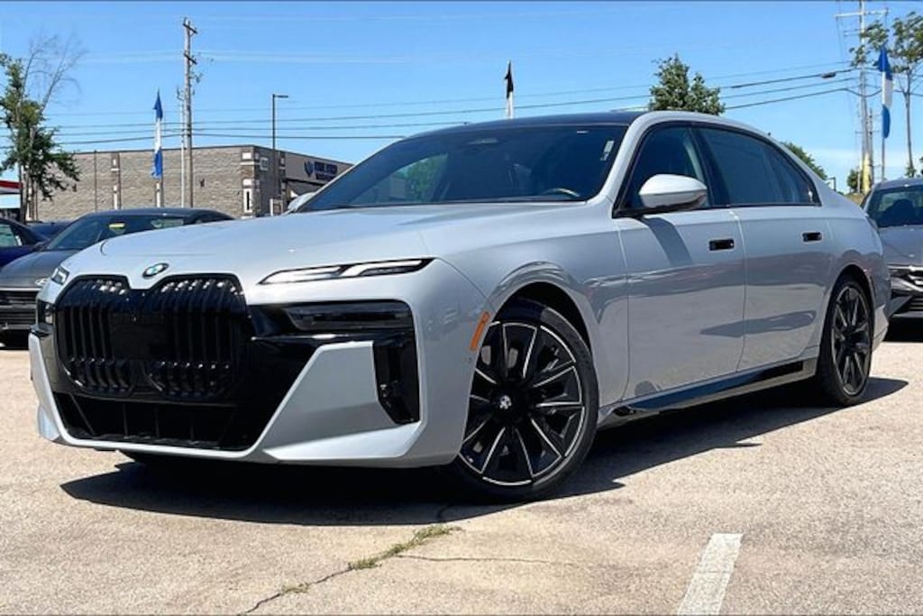 Used 2023 BMW 740i Sedan