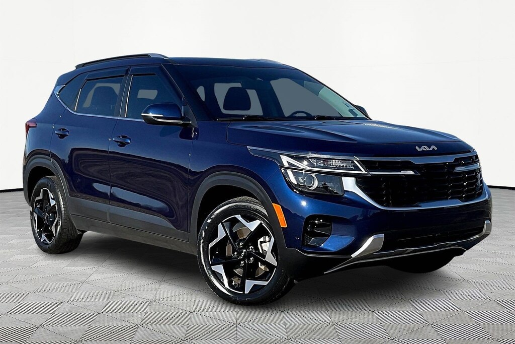 Used 2024 Kia Seltos EX SUV
