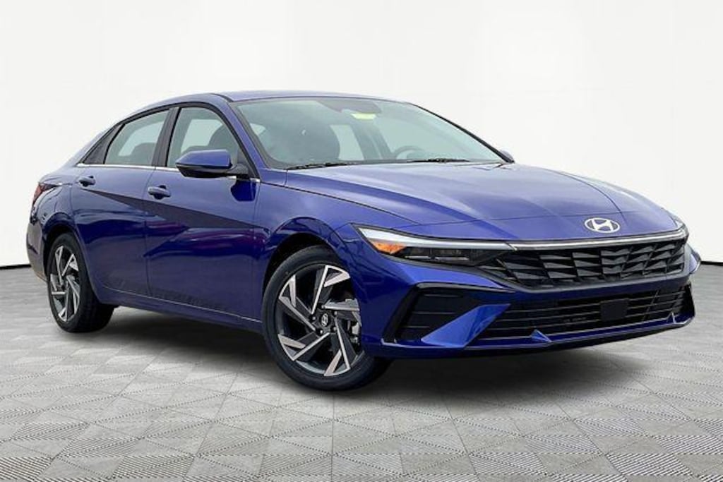 New 2026 Hyundai Elantra Limited Sedan
