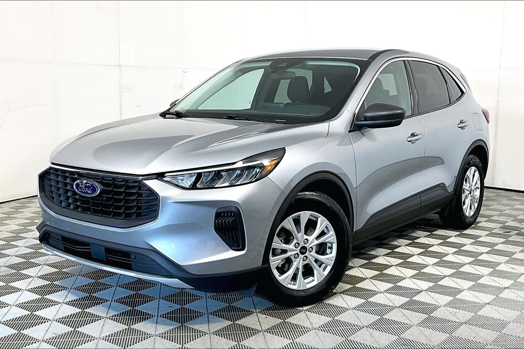 2023 Ford Escape Active photo 2