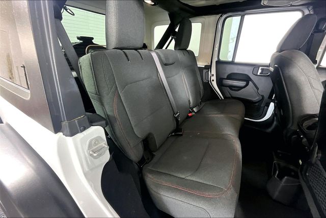 2025 Jeep Wrangler 4-Door Rubicon - Photo 26