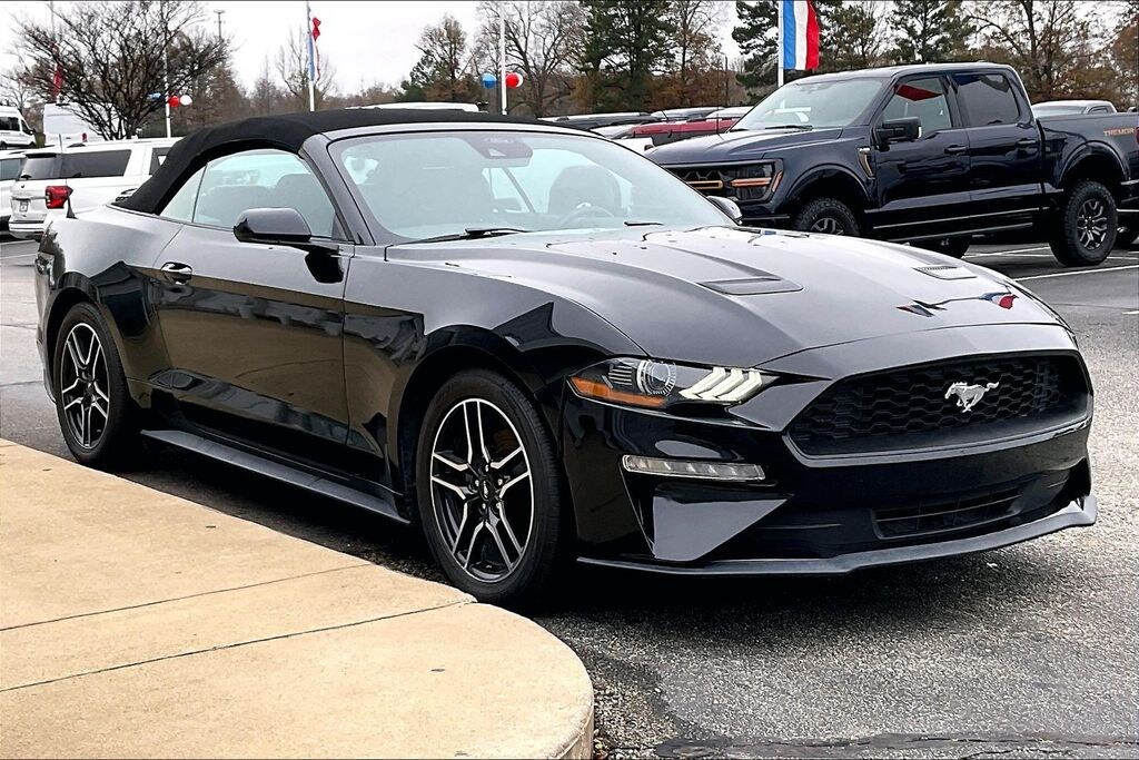 Used 2023 Ford Mustang Convertible