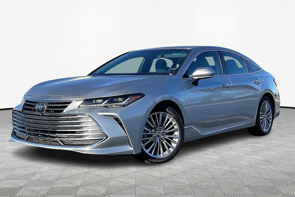 Used 2019 Toyota Avalon Limited Sedan