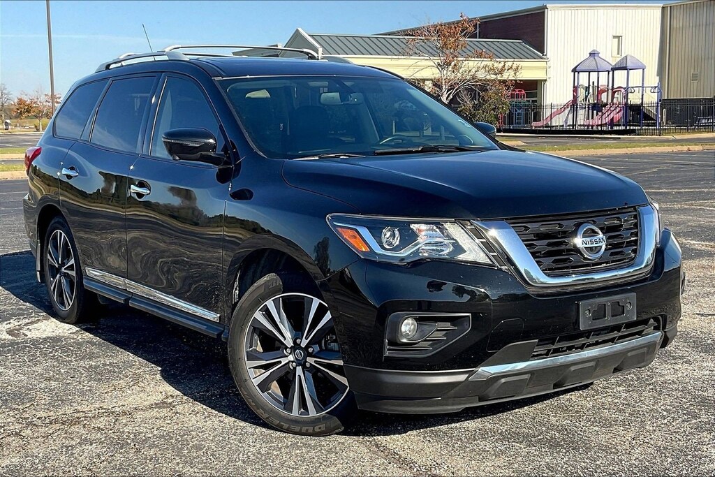 Used 2018 Nissan Pathfinder Platinum SUV