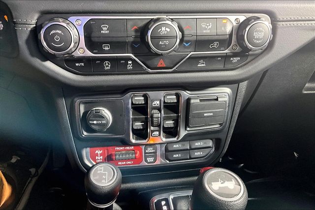 2025 Jeep Wrangler 4-Door Rubicon - Photo 32