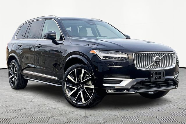 2024 Volvo XC90 Plus's photo