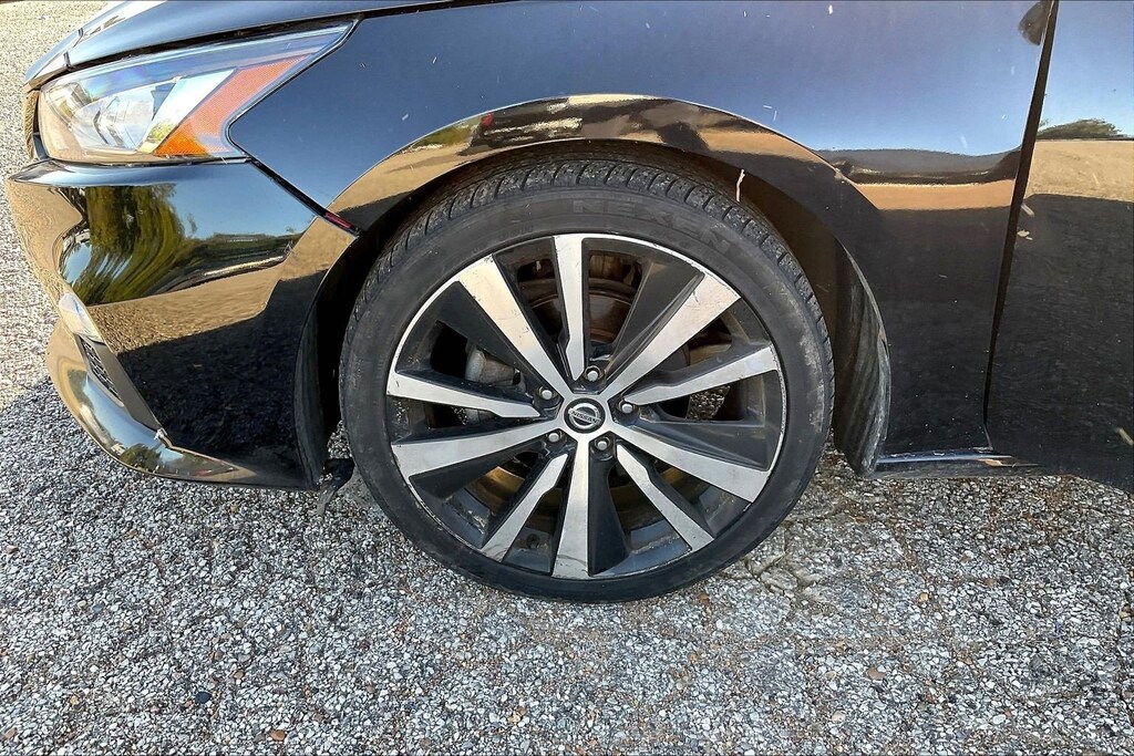 Used 2019 Nissan Altima 2.5 SR Sedan