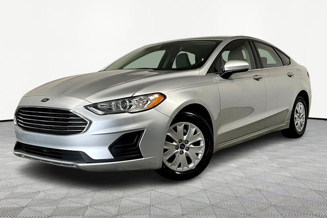 Used 2019 Ford Fusion S with VIN 3FA6P0G72KR101851 for sale in Olive Branch, MS