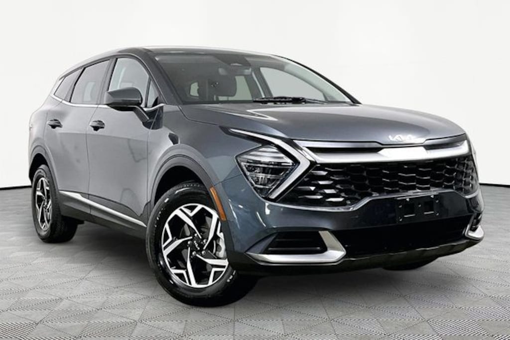 Used 2024 Kia Sportage LX SUV