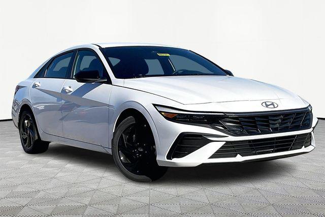 2026 Hyundai Elantra SEL's photo