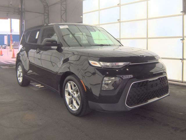 2020 Kia Soul 2.0L S IVT's photo