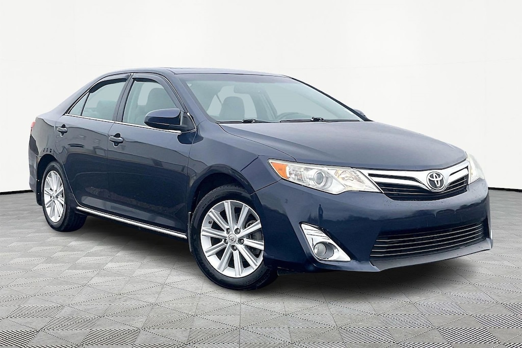 Used 2014 Toyota Camry L Sedan