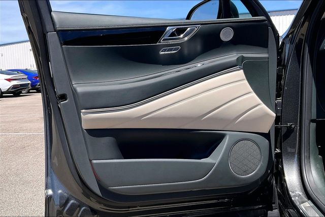 2025 GENESIS GV80 Standard - Photo 23