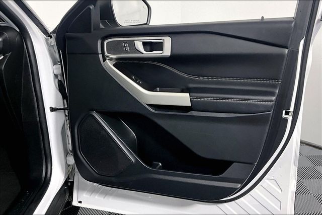 2022 Ford Explorer XLT - Photo 23
