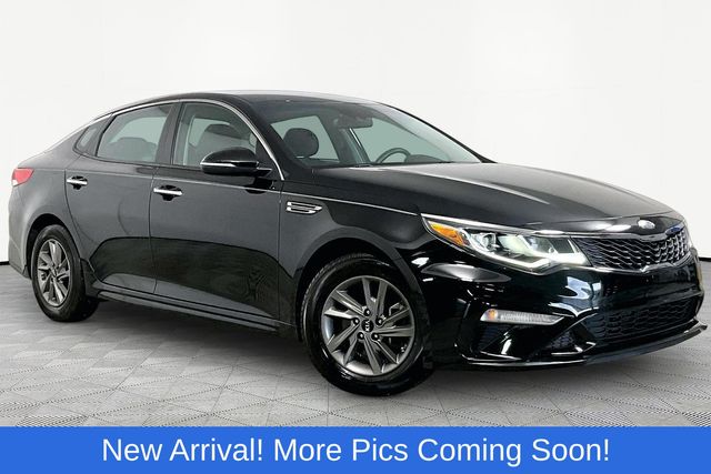 2020 Kia Optima LX AT's photo